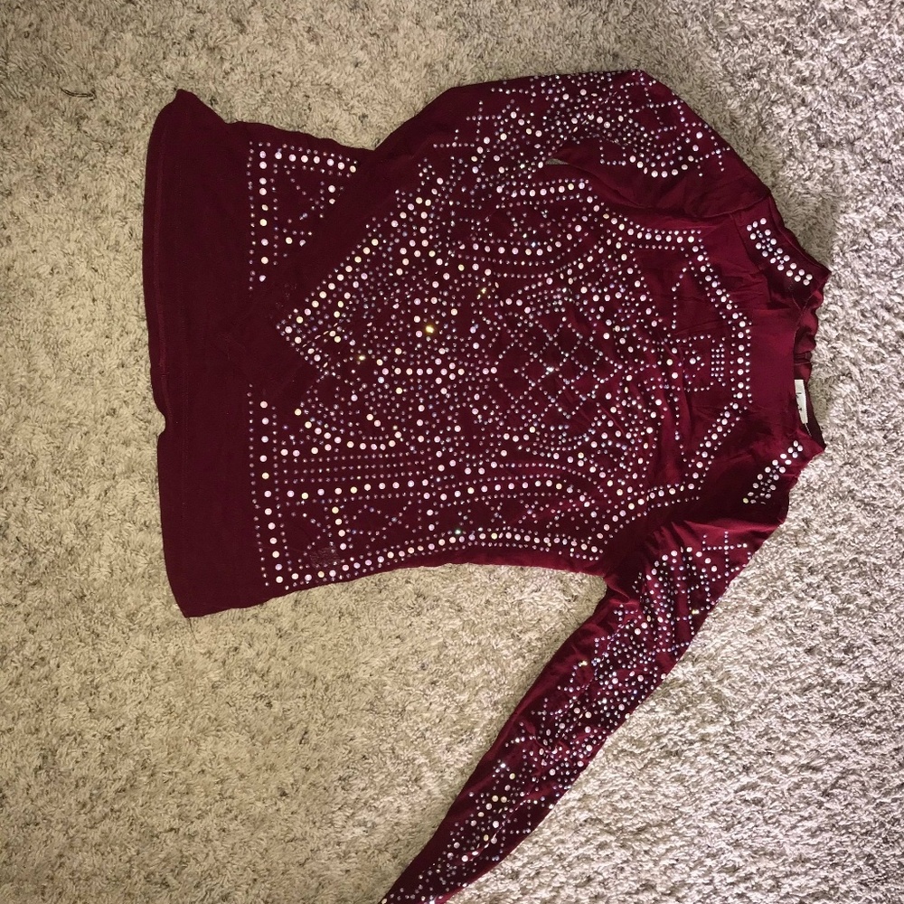 Red long sleeve heeled shirt